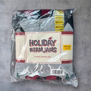 NWT Holiday #Famjams Ladies Pajamas Size M